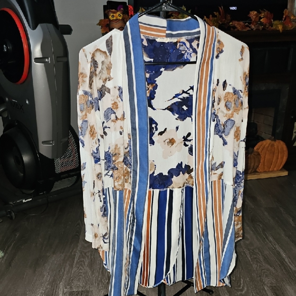 Mystree Gorgeous Kimono Cardigan! Sz Small!!!BUCKLE!